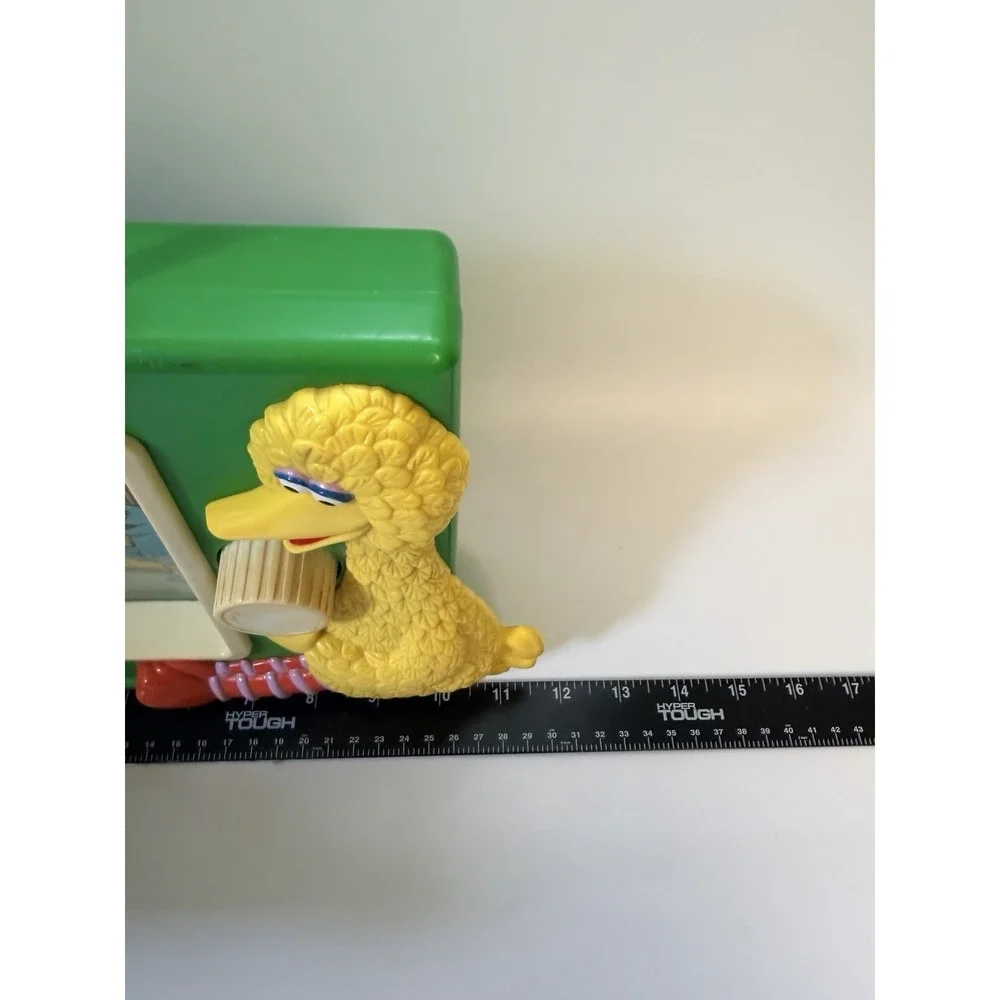 Vintage 1988 Sesame Street Toy Working TV Wind Up Music Box Big Bird 80s Baby